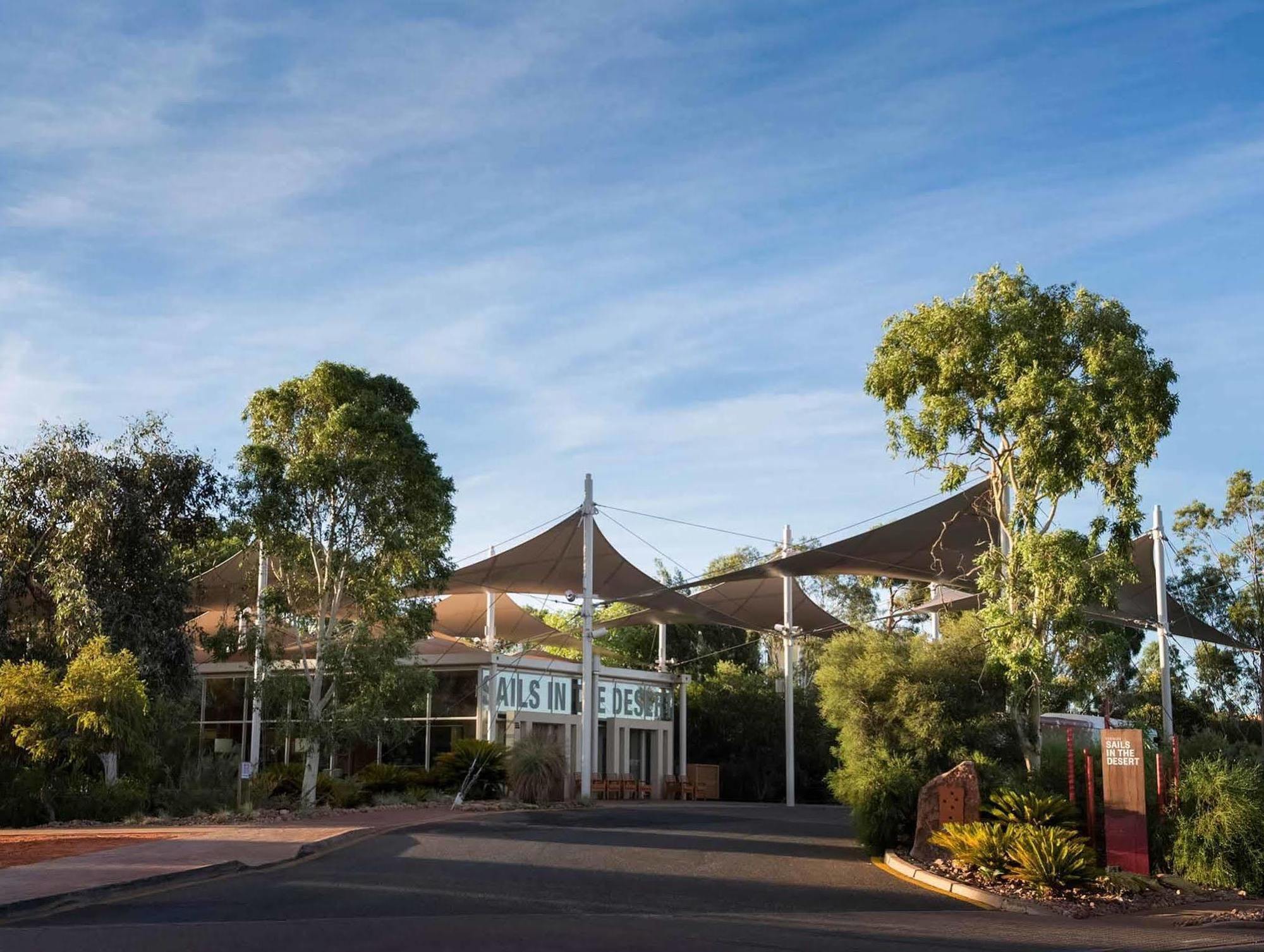 Sails In The Desert Hotel Ayers Rock Kültér fotó